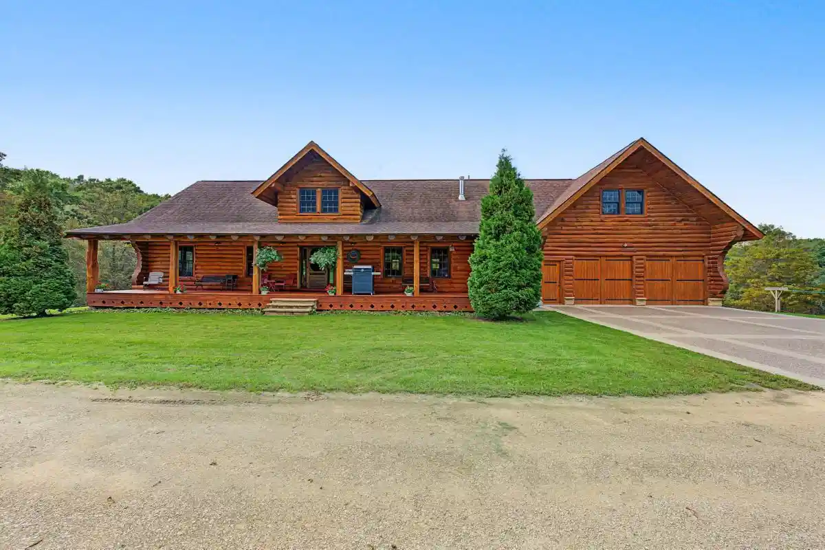 Photo 2 of Single family home for sale at 9854 Us Hwy 18, Mount Hope, WI 53816 | MLS# 2033723 | Listing updated on 2026-09-30