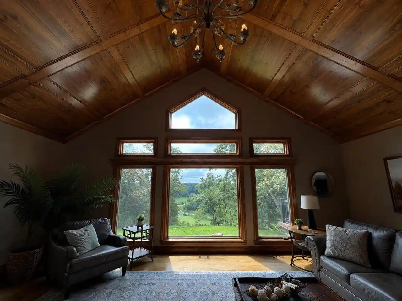 Photo 3 of Single family home for sale at 19 Cedar Rim Trl, Galena, IL 61036 | MLS# 2033725 | Listing updated on 2026-09-30