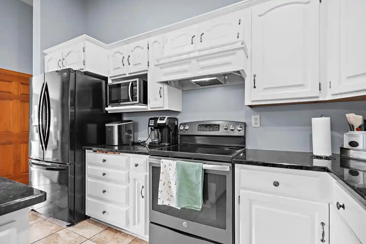 Photo 2 of Single family home for sale at 720 Hickory Valley Ct, De Pere, WI 54115 | MLS# 50333516 | Listing updated on 2026-10-04