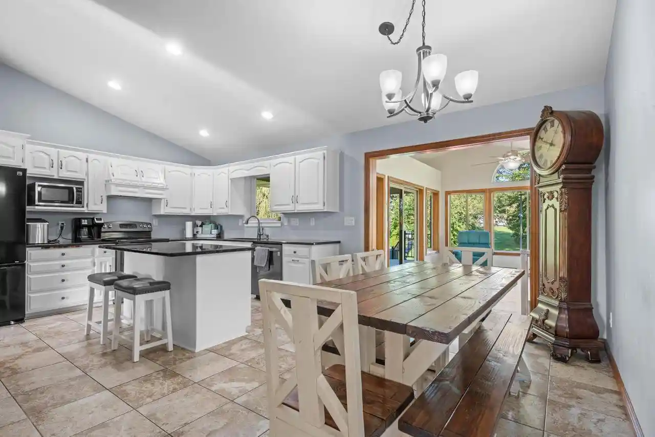 Photo 3 of Single family home for sale at 720 Hickory Valley Ct, De Pere, WI 54115 | MLS# 50333516 | Listing updated on 2026-10-04