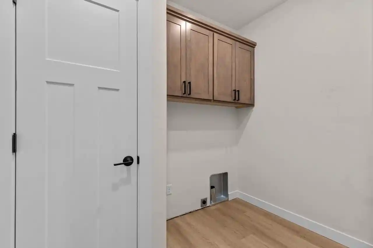 Photo 3 of Single family home for sale at W5765 Roundstone Pl, Menasha, WI 54952 | MLS# 50333517 | Listing updated on 2026-10-08
