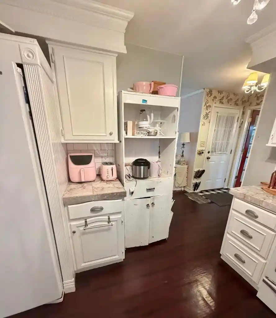 Photo 3 of Single family home for sale at 1596 Oakridge Ct, Menasha, WI 54952 | MLS# 50333495 | Listing updated on 2026-10-06