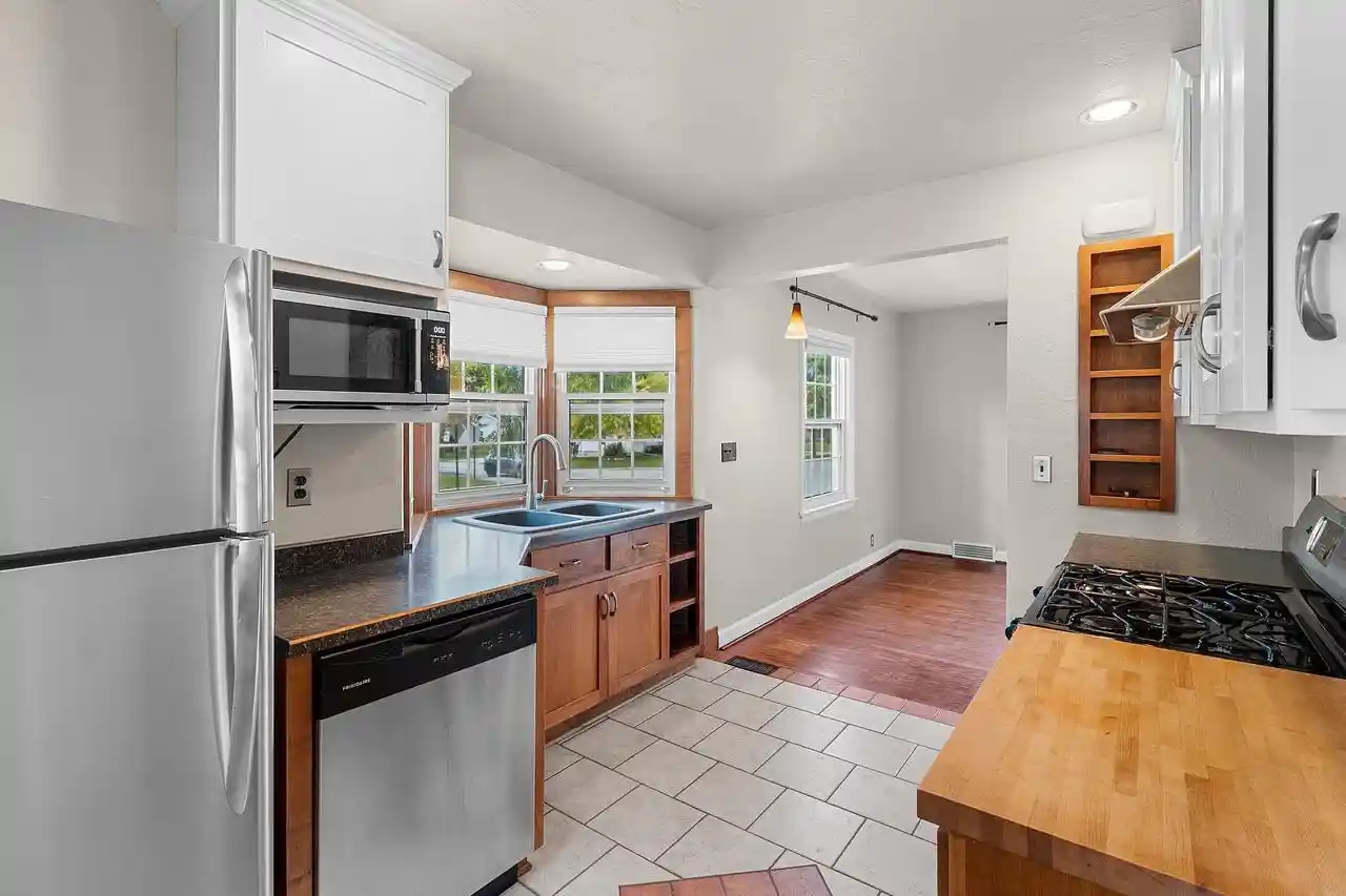 Photo 3 of Single family home for sale at 2241 La Follette Ave, Manitowoc, WI 54220 | MLS# 50333510 | Listing updated on 2026-10-05