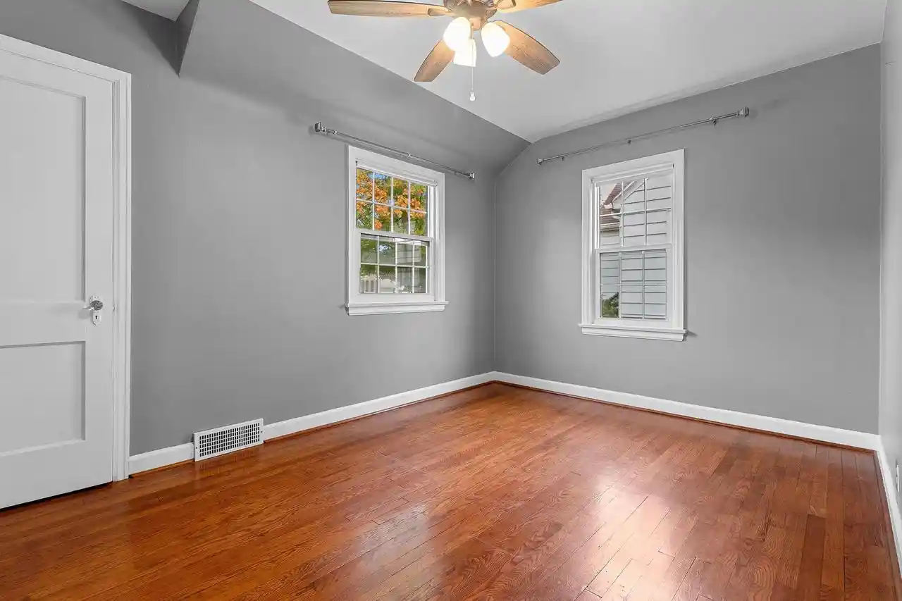 Photo 4 of Single family home for sale at 2241 La Follette Ave, Manitowoc, WI 54220 | MLS# 50333510 | Listing updated on 2026-10-05
