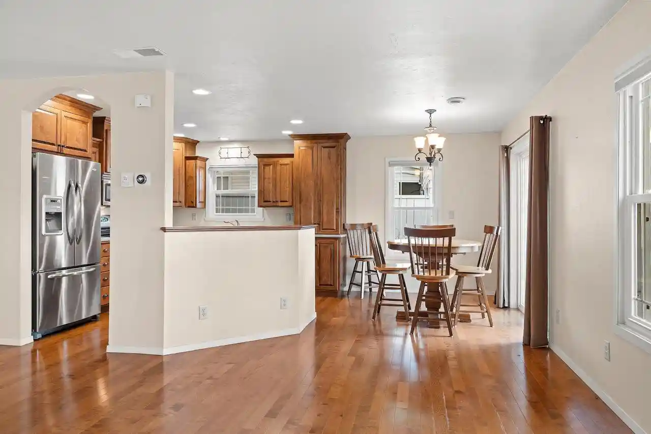 Photo 4 of Single family home for sale at 390 River Hts, Shawano, WI 54166 | MLS# 50333509 | Listing updated on 2026-10-06