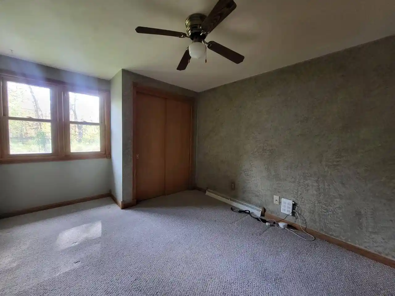 Photo 4 of Single family home for sale at 1703 Plank Rd, Menasha, WI 54952 | MLS# 50333506 | Listing updated on 2026-10-06
