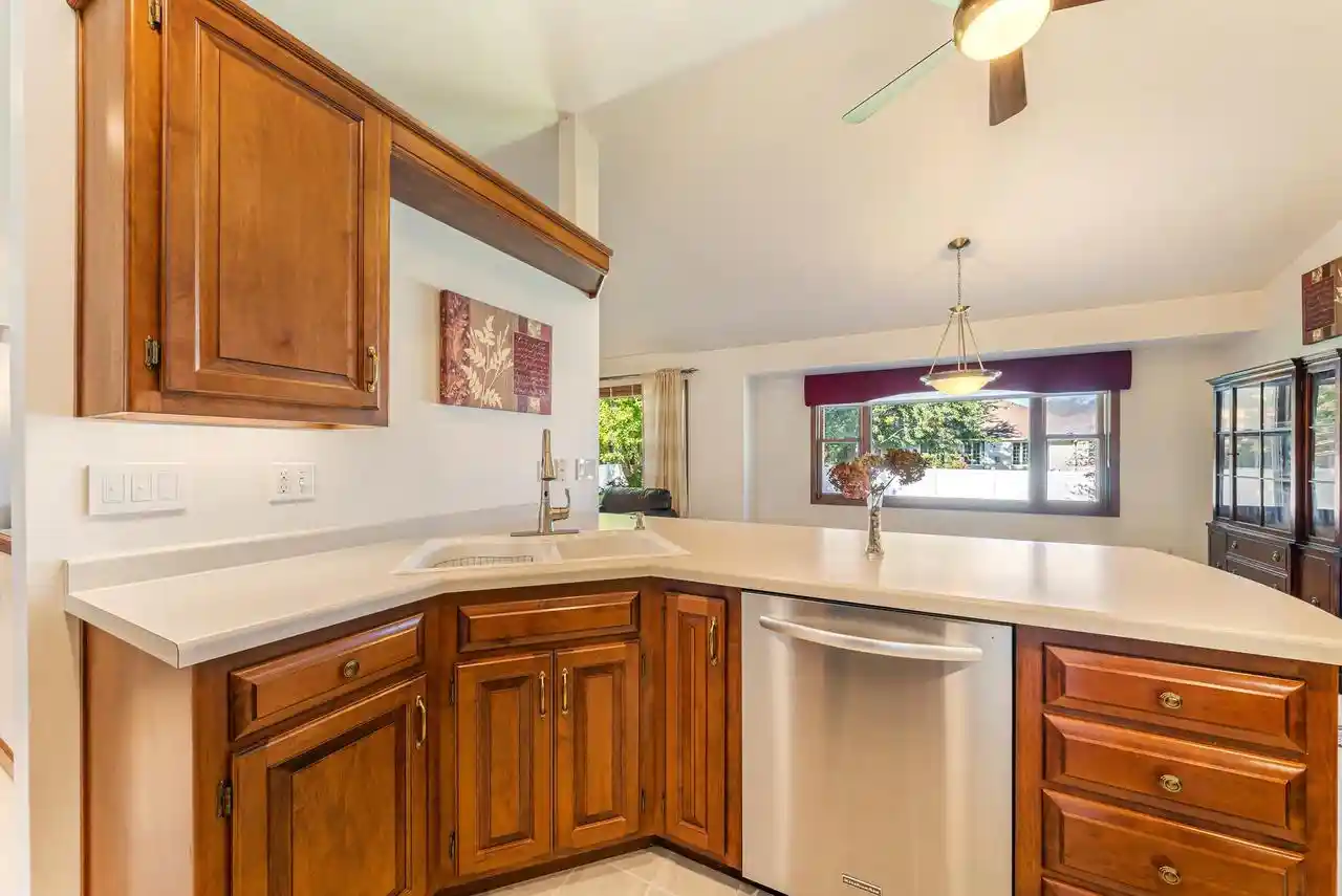 Photo 4 of Single family home for sale at 2276 Lost Dauphin Rd, De Pere, WI 54115 | MLS# 50333522 | Listing updated on 2026-10-06