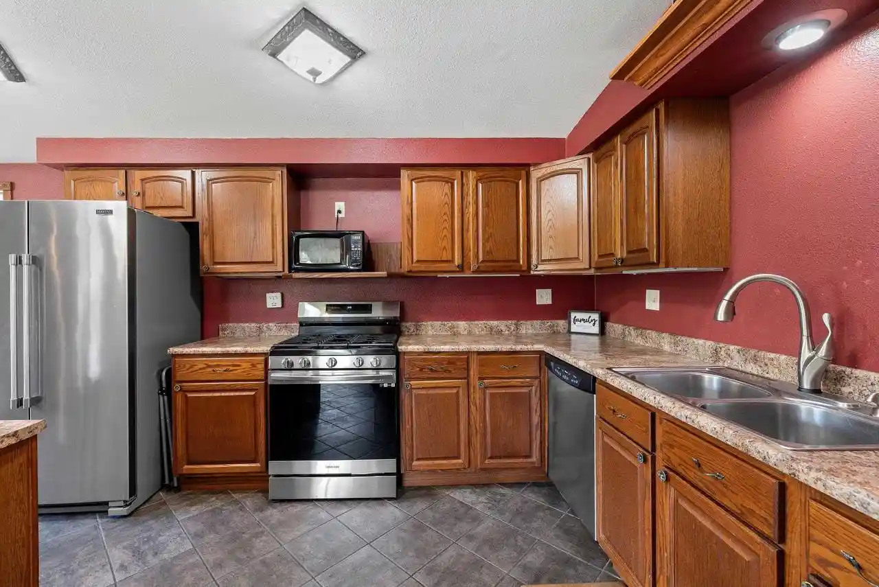 Photo 2 of Single family home for sale at 6649 County Rd R, Oshkosh, WI 54902 | MLS# 50333523 | Listing updated on 2026-10-07