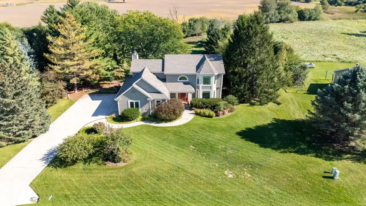 Photo 1 of Single family home for sale at 1481 Rivers Edge Pkwy, Oconomowoc, WI 53066 | MLS# 1982701 | Listing updated on 2026-10-08