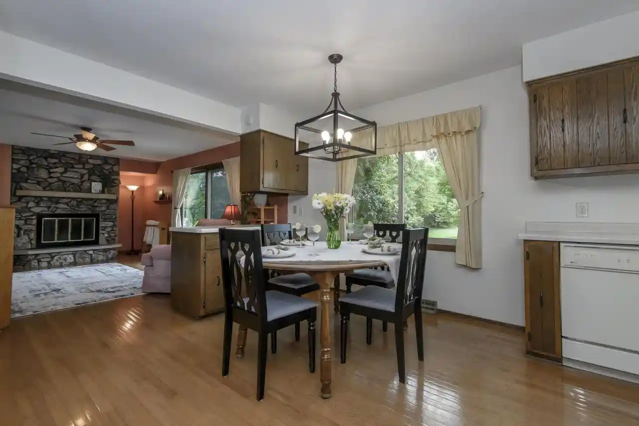 Photo 2 of Single family home for sale at 2601 Pendleton Pl, Waukesha, WI 53188 | MLS# 1982708 | Listing updated on 2026-10-09