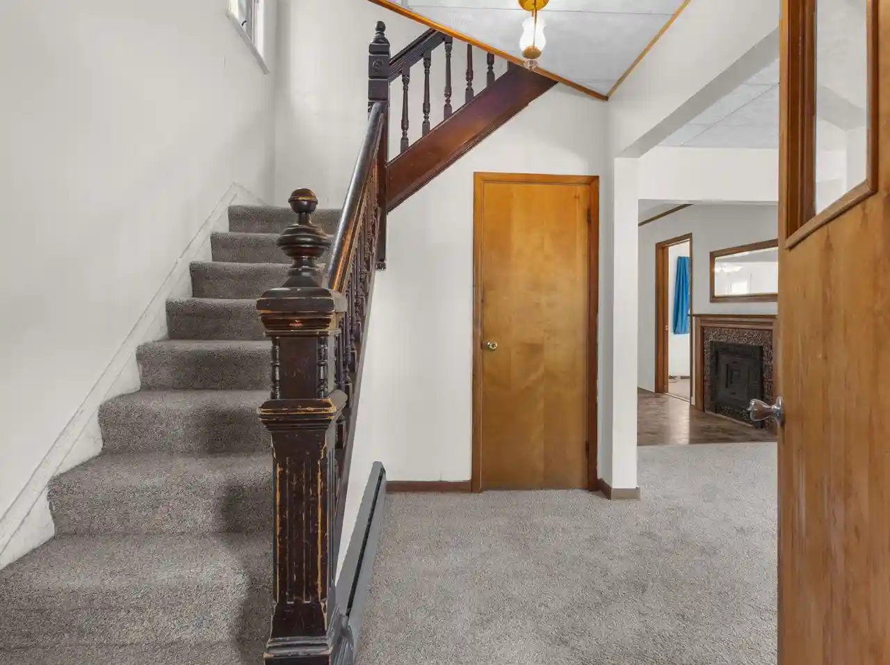 Photo 4 of Single family home for sale at 817 Terrace Ave, Marinette, WI 54143 | MLS# 50333531 | Listing updated on 2026-09-30