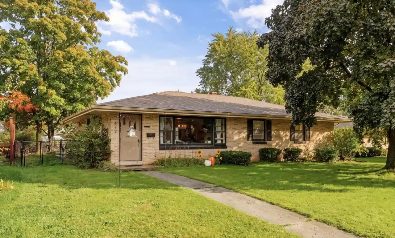 Photo 1 of Sale Pending at 472 Summit Ave, Burlington, WI 53105 | MLS# 1982709 | Listing updated on 2026-10-04