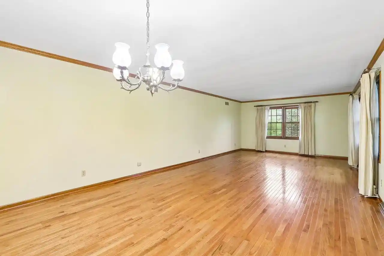 Photo 2 of Single family home for sale at 6006 Greentree Rd, Madison, WI 53711 | MLS# 2033737 | Listing updated on 2026-10-10