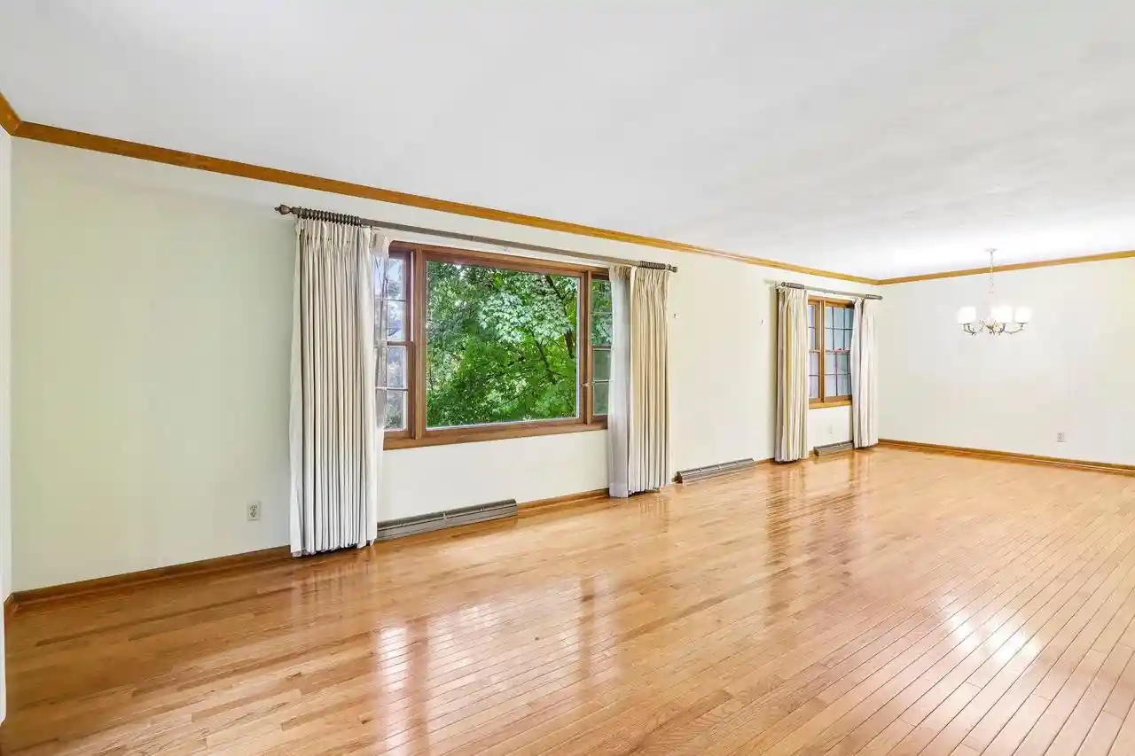 Photo 3 of Single family home for sale at 6006 Greentree Rd, Madison, WI 53711 | MLS# 2033737 | Listing updated on 2026-10-10