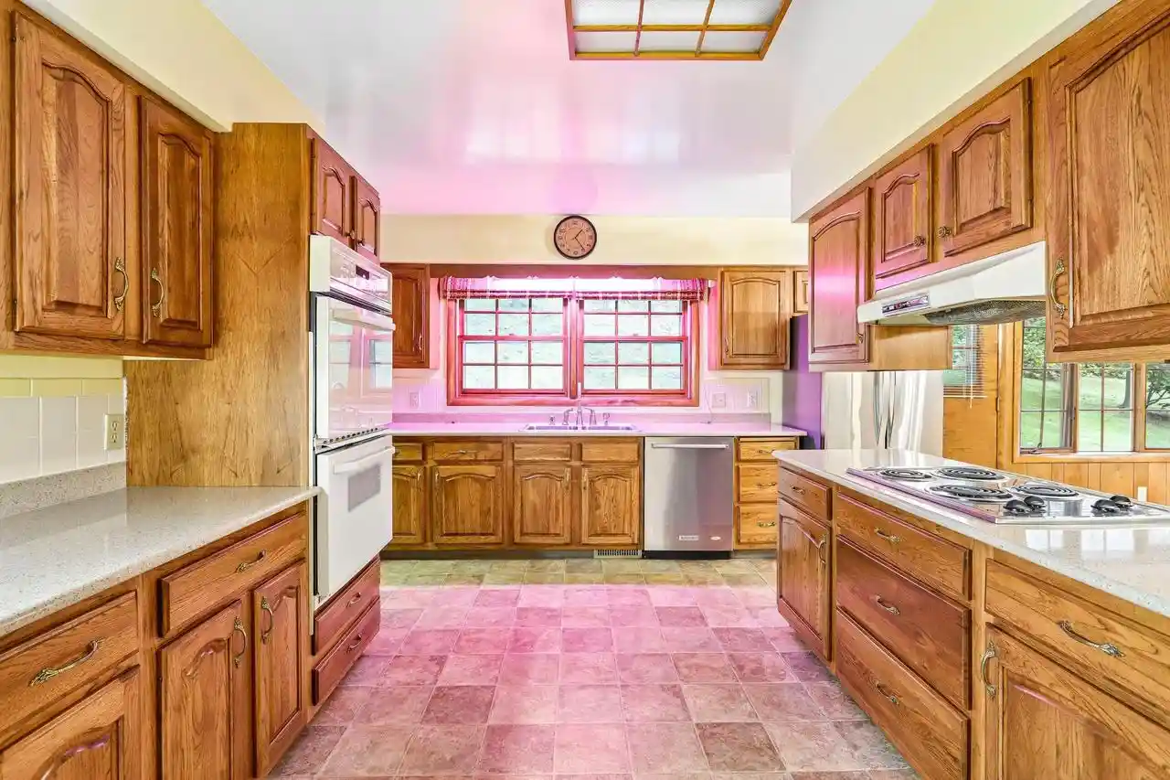 Photo 4 of Single family home for sale at 6006 Greentree Rd, Madison, WI 53711 | MLS# 2033737 | Listing updated on 2026-10-10