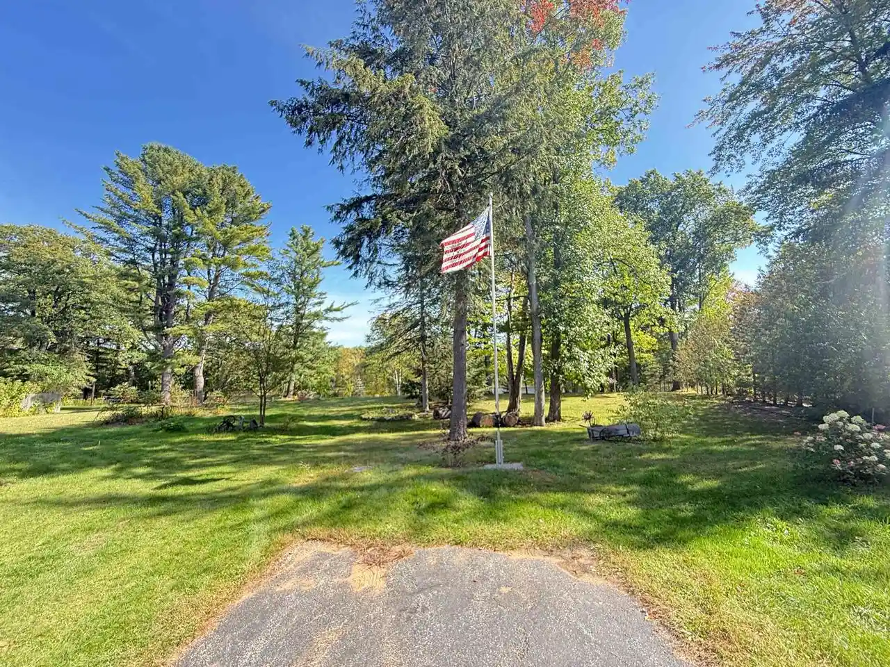 Photo 4 of Single family home for sale at N6144 State Hwy 180, Marinette, WI 54143 | MLS# 50333494 | Listing updated on 2026-10-06