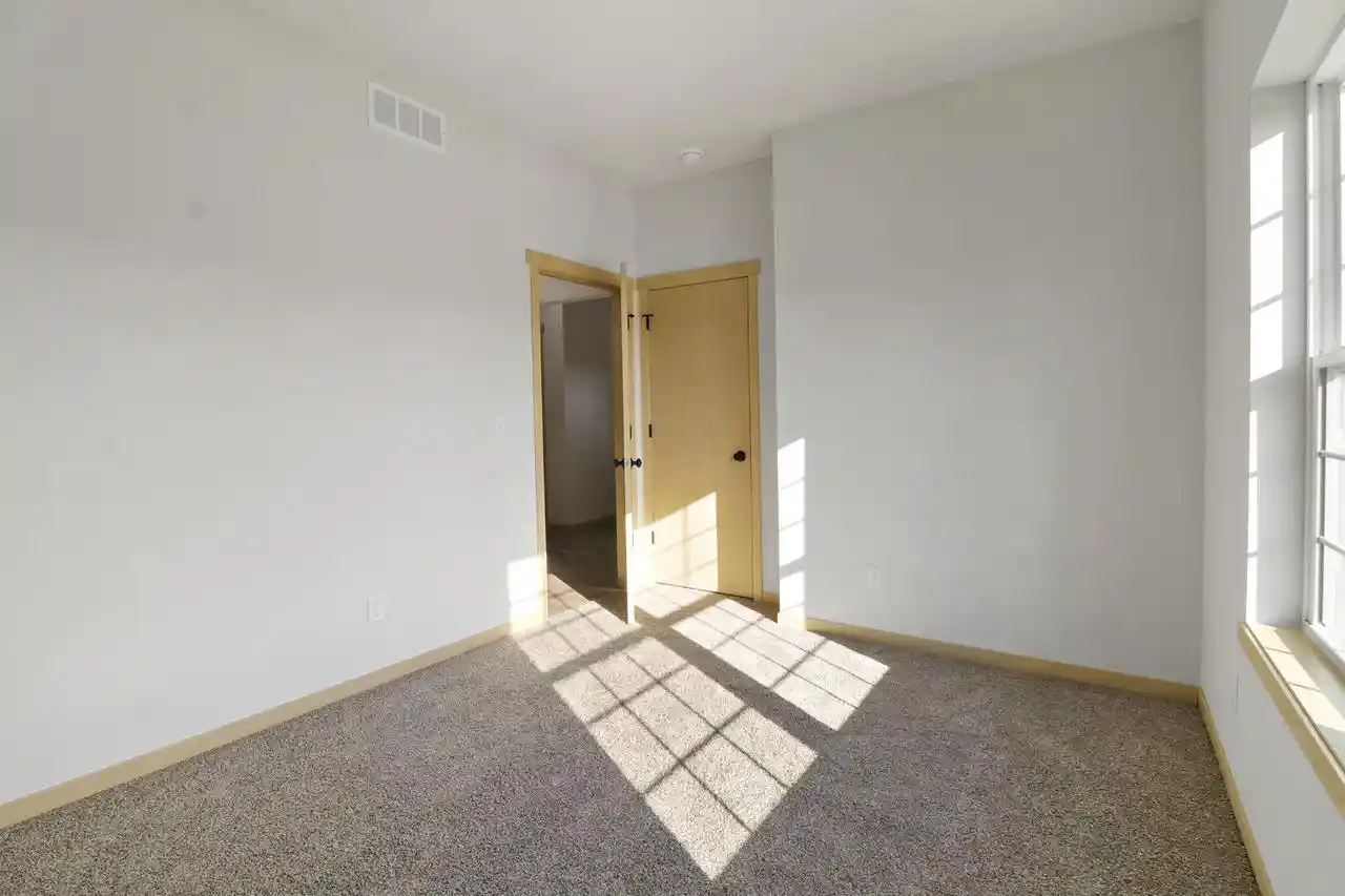 Photo 2 of Single family home for sale at 4923 37th Avenue, Kenosha, WI 53144 | MLS# 1982718 | Listing updated on 2026-10-01