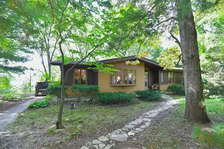 Photo 1 of Single family home for sale at 8566 226th Avenue, Salem, WI 53168 | MLS# 1982726 | Listing updated on 2026-10-05