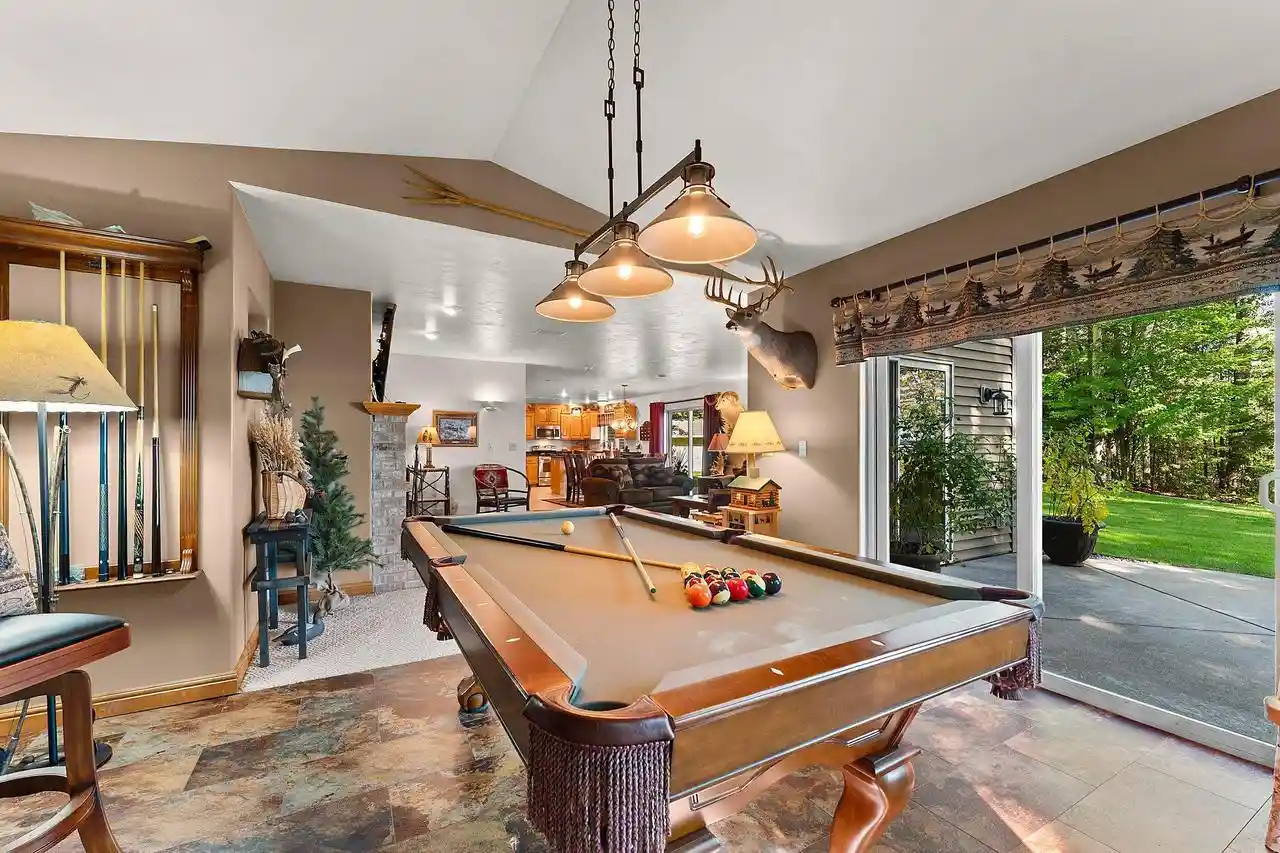 Photo 3 of Single family home for sale at W6005 Lake Rd, Wausaukee, WI 54177 | MLS# 50333500 | Listing updated on 2026-10-08