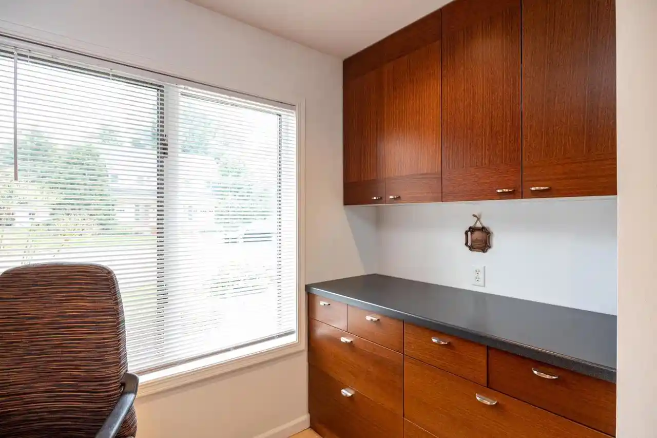 Photo 4 of Single family home for sale at 1936 E Murdock Ave, Oshkosh, WI 54901 | MLS# 50333554 | Listing updated on 2026-10-02