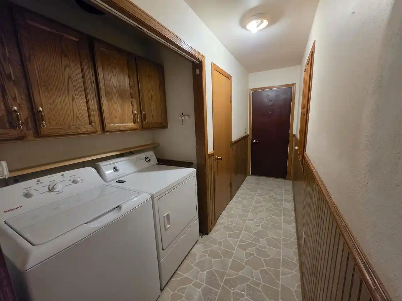 Photo 3 of Single family home for sale at 1052 Eastman Ln, Fond Du Lac, WI 54935 | MLS# 50333542 | Listing updated on 2026-09-30