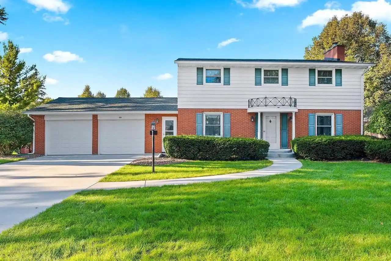 Photo 1 of Single family home for sale at 501 St Marys Blvd, Green Bay, WI 54301 | MLS# 50333559 | Listing updated on 2026-10-02