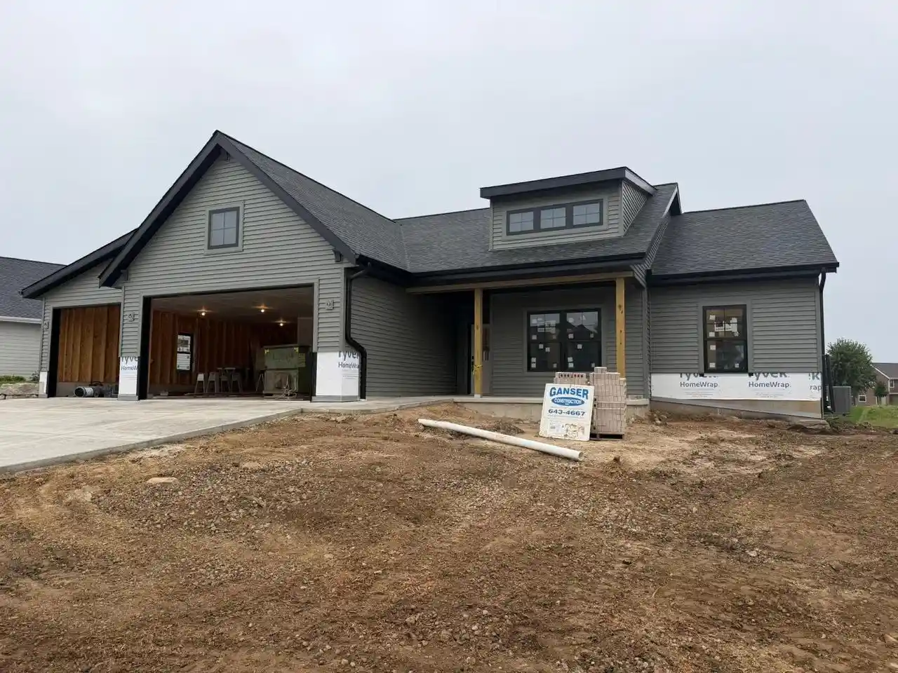 Photo 1 of Single family home for sale at 1009 Ziegler Dr, Waunakee, WI 53597 | MLS# 2033752 | Listing updated on 2026-09-30