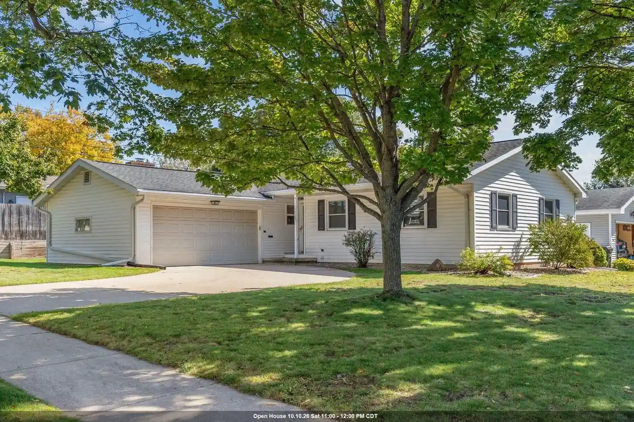 Single family home for sale at 1629 W Grant St, Appleton, WI 54914 | MLS# 50333555