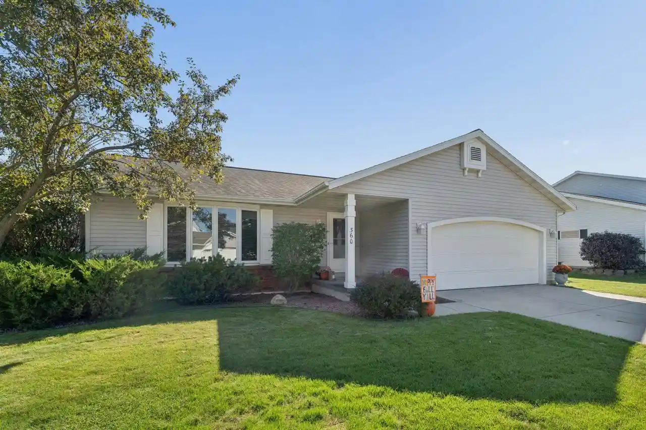 Photo 1 of Single family home for sale at 360 Willsher Dr, Fond Du Lac, WI 54935 | MLS# 50333544 | Listing updated on 2026-10-05