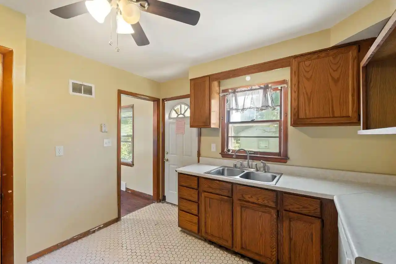 Photo 2 of Sale Pending at 5070 N 20th Street, Milwaukee, WI 53209 | MLS# 1982745 | Listing updated on 2026-10-07