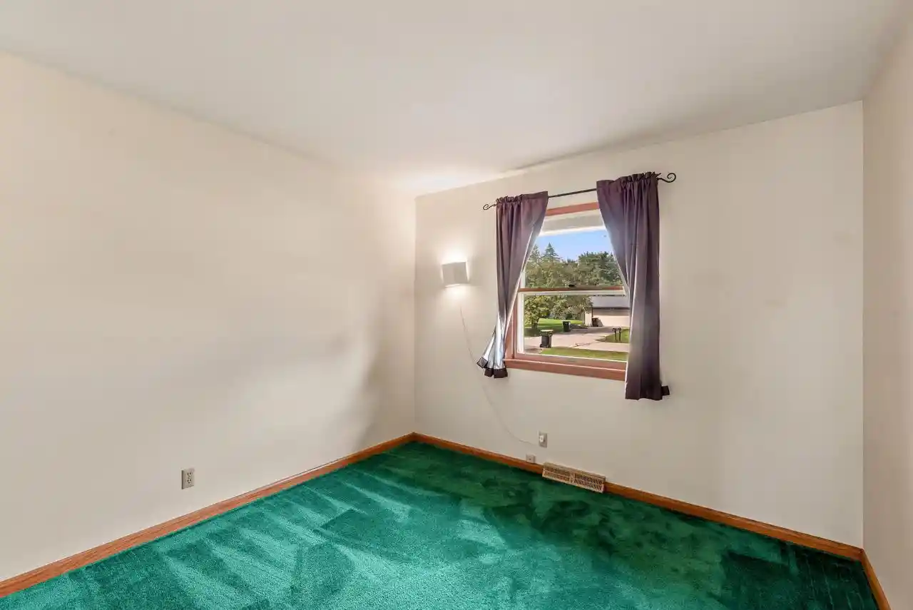 Photo 2 of Single family home for sale at 5503 W Silverleaf Ln, Milwaukee, WI 53223 | MLS# 1982746 | Listing updated on 2026-09-30