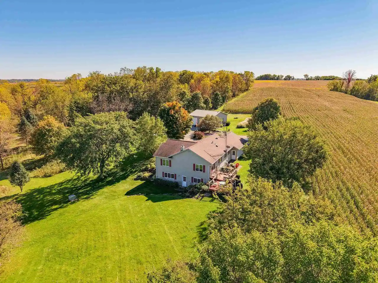 Photo 3 of Single family home for sale at 850 Cannon Mcfall Rd, Rewey, WI 53580 | MLS# 2033755 | Listing updated on 2026-10-06