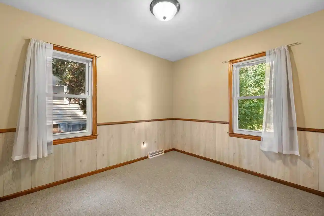 Photo 4 of Single family home for sale at 9020 W Vincent Pl, Milwaukee, WI 53214 | MLS# 1982749 | Listing updated on 2026-10-06