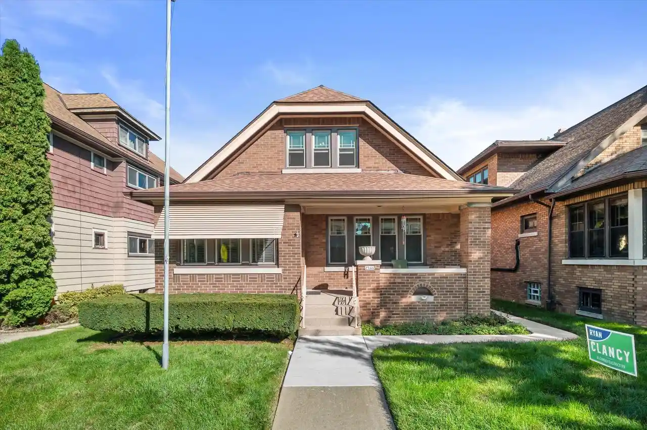 Photo 1 of Single family home for sale at 2546 S Howell Ave, Milwaukee, WI 53207 | MLS# 1982759 | Listing updated on 2026-10-05