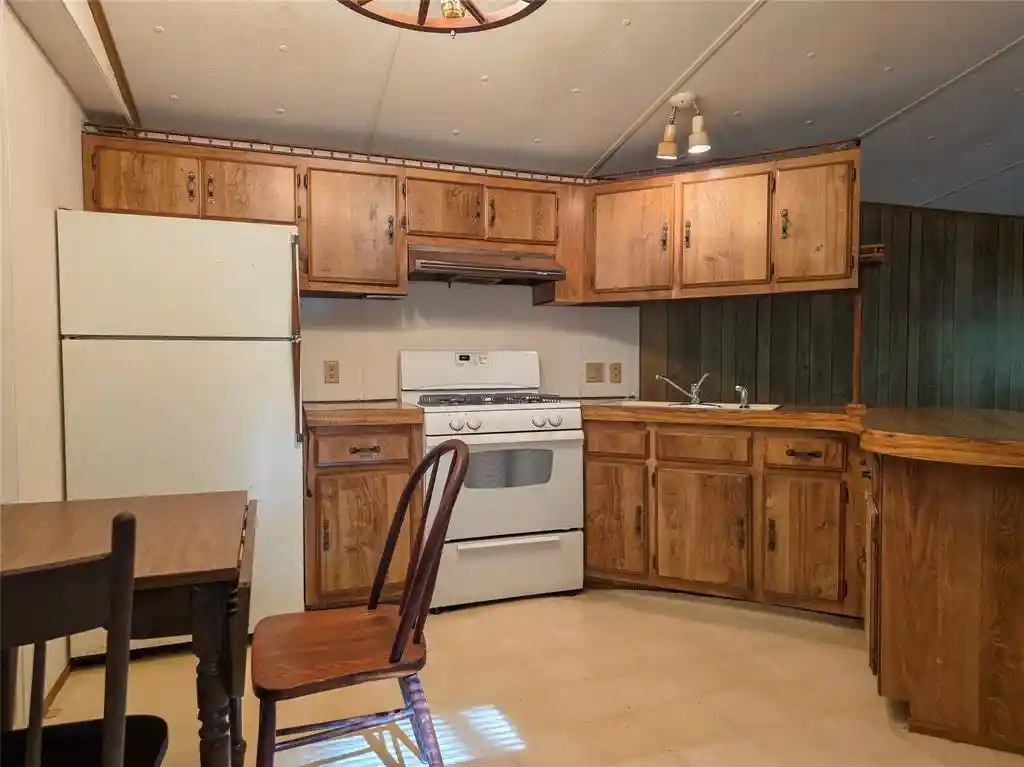 Photo 46 of Single family home for sale at S10130 County Rd H, Fairchild, WI 54741 | MLS# 1605513 | Listing updated on 2026-09-30