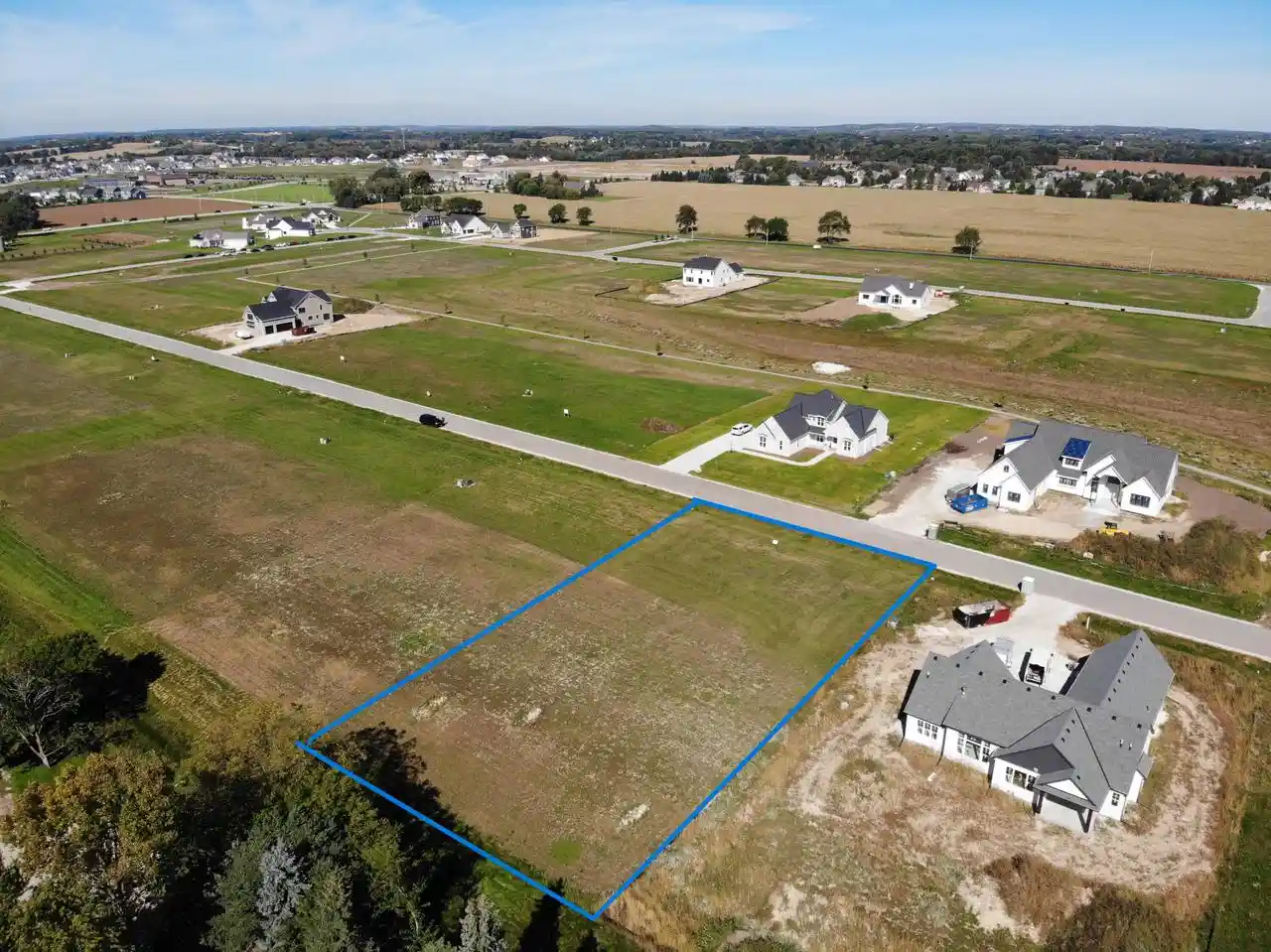Photo 4 of Land for sale at N62w35631 Doolan Dr #Lt43, Oconomowoc, WI 53066 | MLS# 1982762 | Listing updated on 2026-10-04