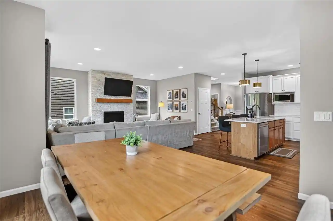 Photo 3 of Single family home for sale at 10016 Watts Rd, Verona, WI 53593 | MLS# 2033767 | Listing updated on 2026-10-07