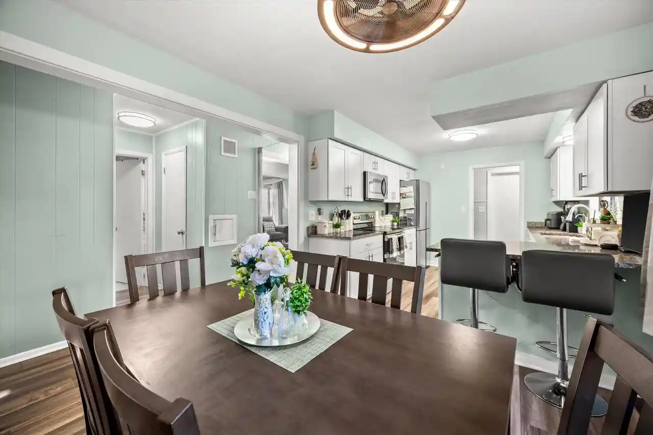 Photo 4 of Single family home for sale at 5817 S Quality Ave, Cudahy, WI 53110 | MLS# 1982763 | Listing updated on 2026-10-01