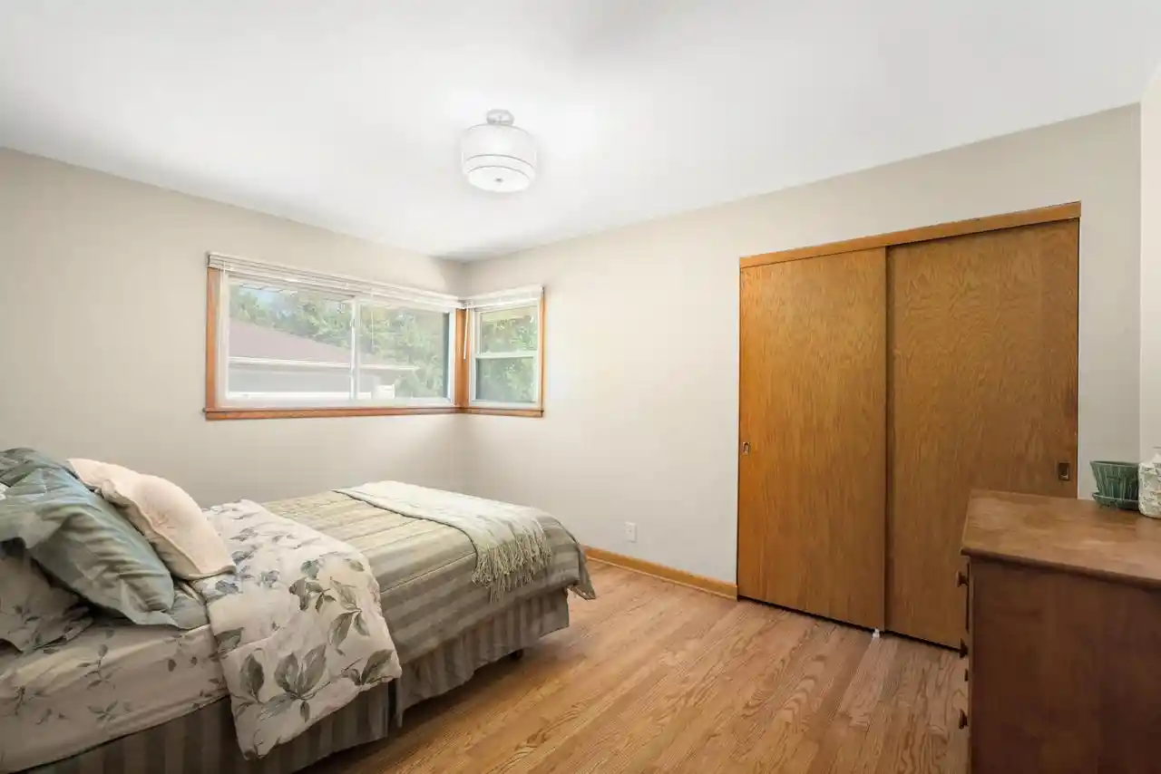 Photo 3 of Single family home for sale at 5444 N Dexter Ave, Glendale, WI 53209 | MLS# 1982766 | Listing updated on 2026-10-09