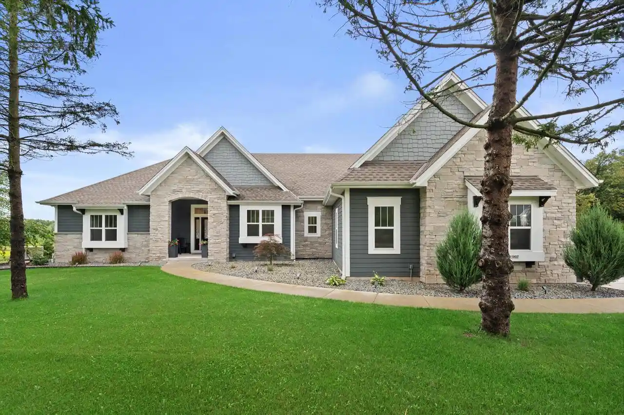 Photo 1 of Single family home for sale at W130n11907 Harvest Ridge, Germantown, WI 53022 | MLS# 1982778 | Listing updated on 2026-10-05