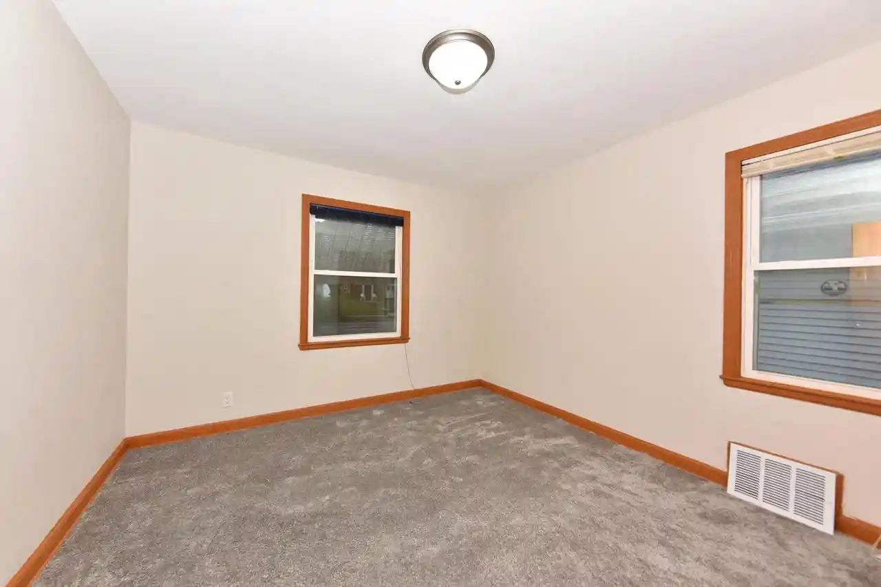 Photo 2 of Single family home for sale at 4622 N 19th Street, Milwaukee, WI 53209 | MLS# 1982786 | Listing updated on 2026-10-04
