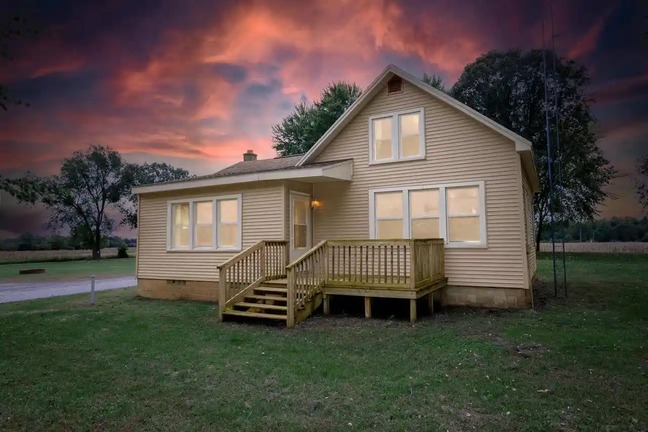 Photo 1 of Single family home for sale at 1141 County Rd J, Friendship, WI 53934 | MLS# 2033774 | Listing updated on 2026-10-06