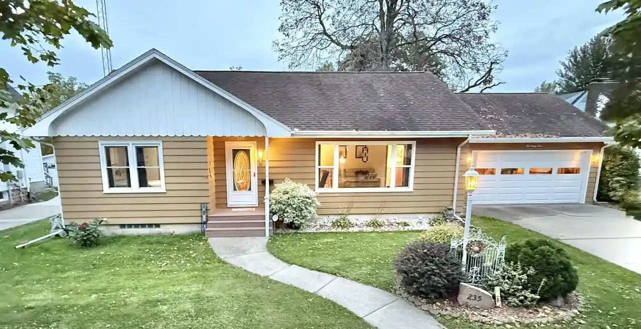 Photo 1 of Single family home for sale at 235 Clark St, Reedsburg, WI 53959 | MLS# 2033773 | Listing updated on 2026-10-07