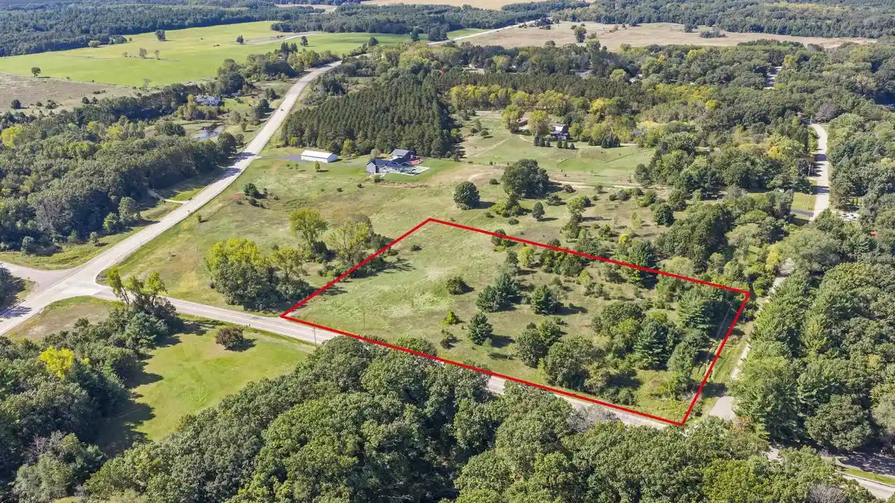 Land for sale at 3.15 Ac County Hwy G Acres, Oxford, WI 53952 | MLS# 2033776