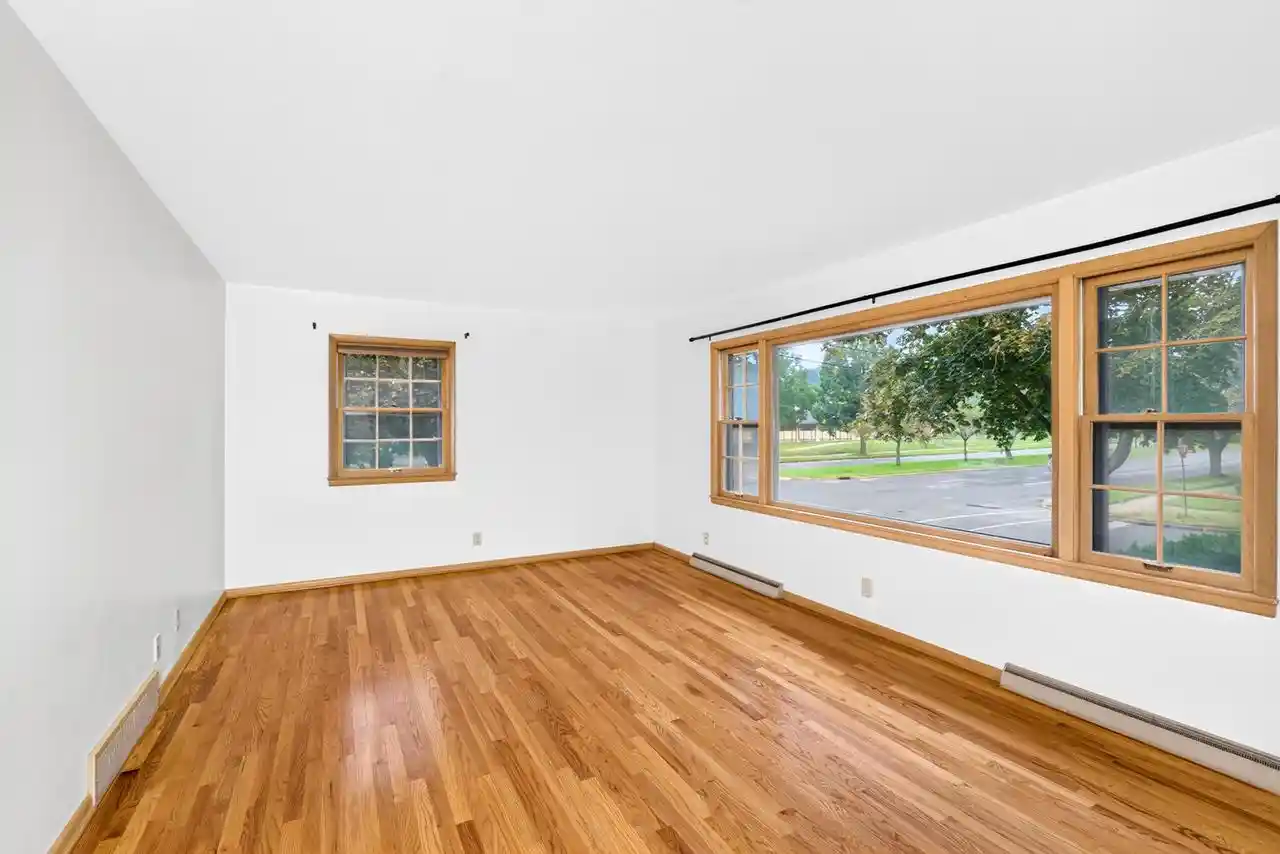 Photo 4 of Single family home for sale at 4402 Waite Ln, Madison, WI 53711 | MLS# 2033779 | Listing updated on 2026-10-08