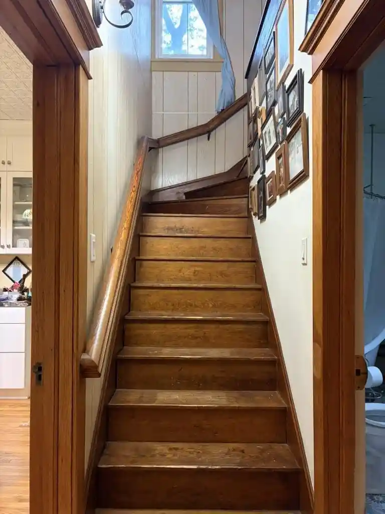 Photo 3 of Single family home for sale at 409 S Wacouta Ave, Prairie Du Chien, WI 53821 | MLS# 2033781 | Listing updated on 2026-10-10