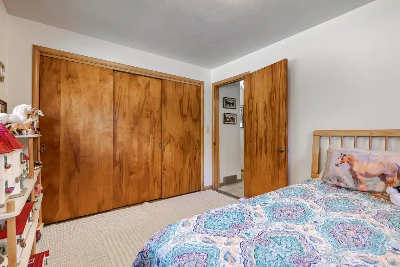 Photo 4 of Single family home for sale at 871 Valley View Dr, Richland Center, WI 53581 | MLS# 1982813 | Listing updated on 2026-10-01