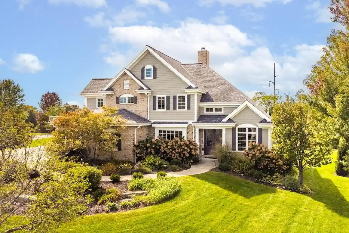 Photo 1 of Sale Pending at 1286 Mary Hl Cir, Hartland, WI 53029 | MLS# 1982830 | Listing updated on 2026-10-05