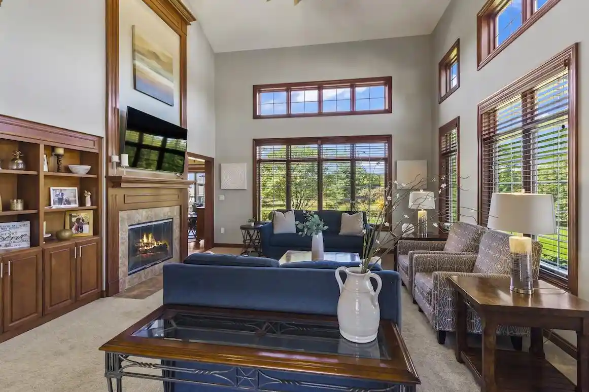 Photo 3 of Sale Pending at 1286 Mary Hl Cir, Hartland, WI 53029 | MLS# 1982830 | Listing updated on 2026-10-05