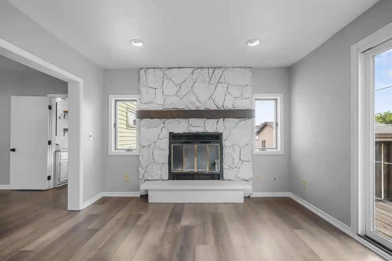 Photo 4 of Single family home for sale at 1345 Armstrong St, Marinette, WI 54143 | MLS# 50333570 | Listing updated on 2026-10-10